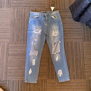 NEVER WORN: Nasty gal Jeans with rips